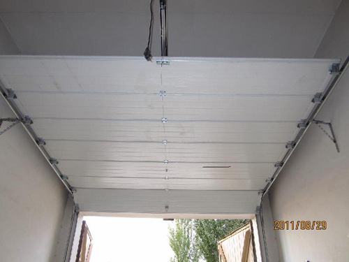 車庫(kù)門門板特征