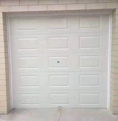 電動(dòng)車庫(kù)門安裝: