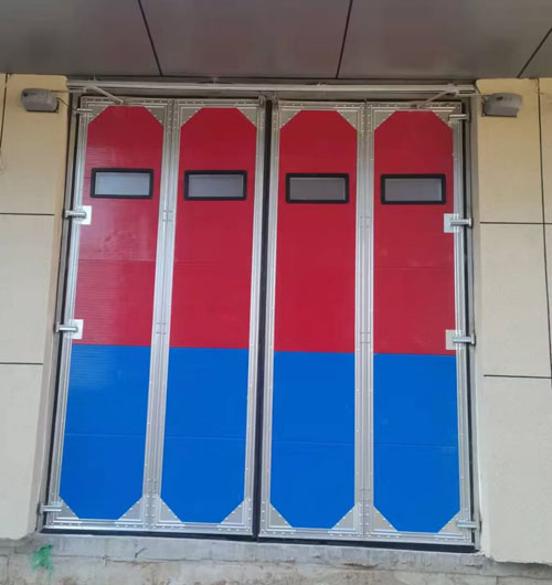折疊工業(yè)門.jpg